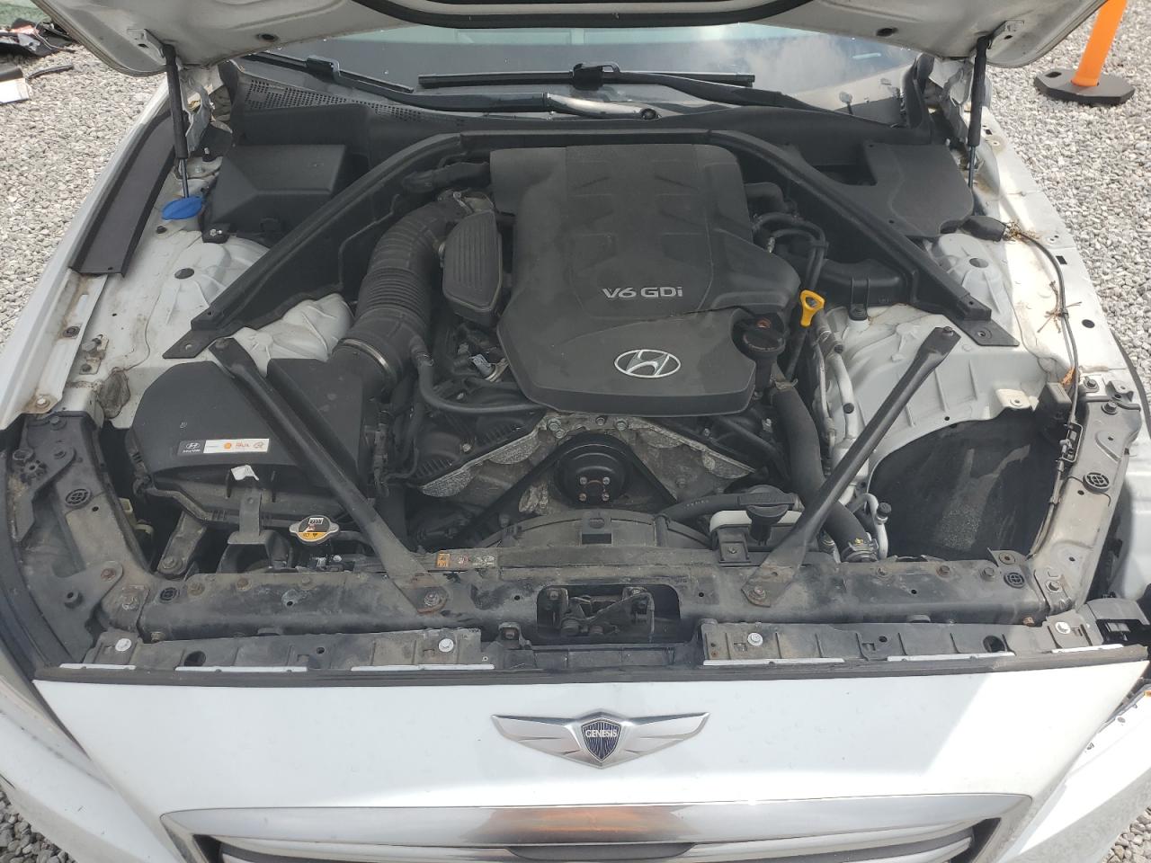 2016 Hyundai Genesis 3.8L VIN: KMHGN4JE2GU129485 Lot: 59735365