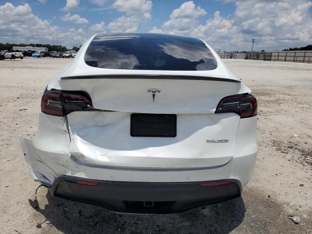  TESLA MODEL Y 2021 Biały