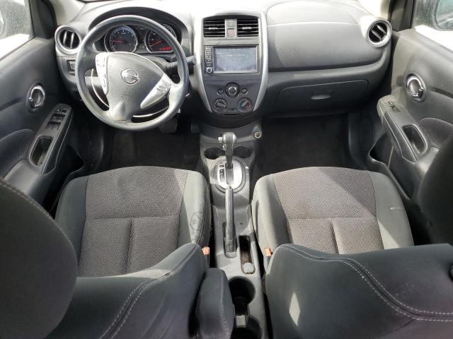  NISSAN VERSA 2019 Czarny
