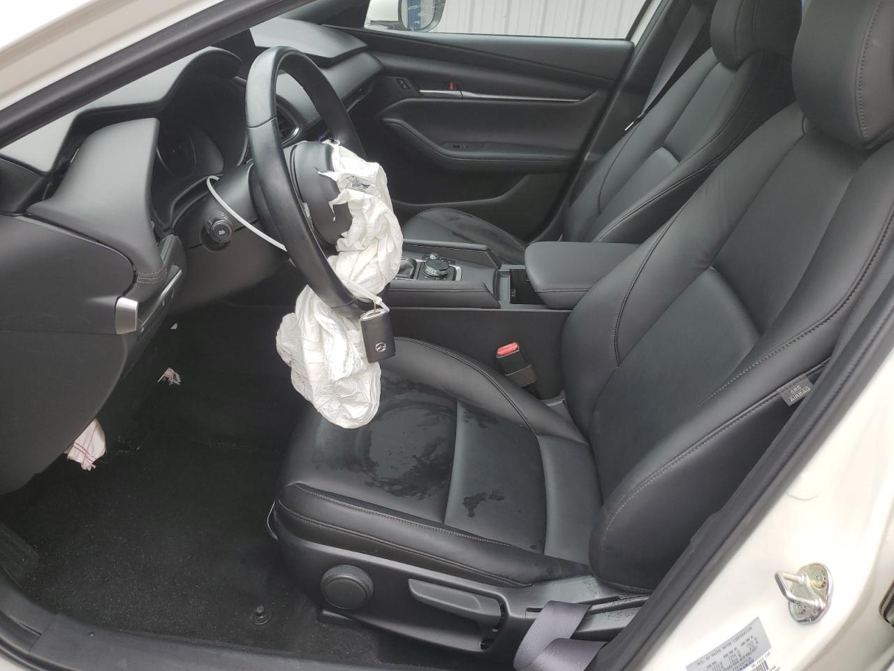 2021 Mazda 3 Select VIN: JM1BPBKL8M1326068 Lot: 60969705