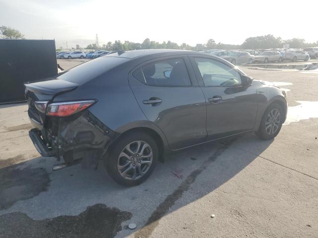  TOYOTA YARIS 2019 Szary