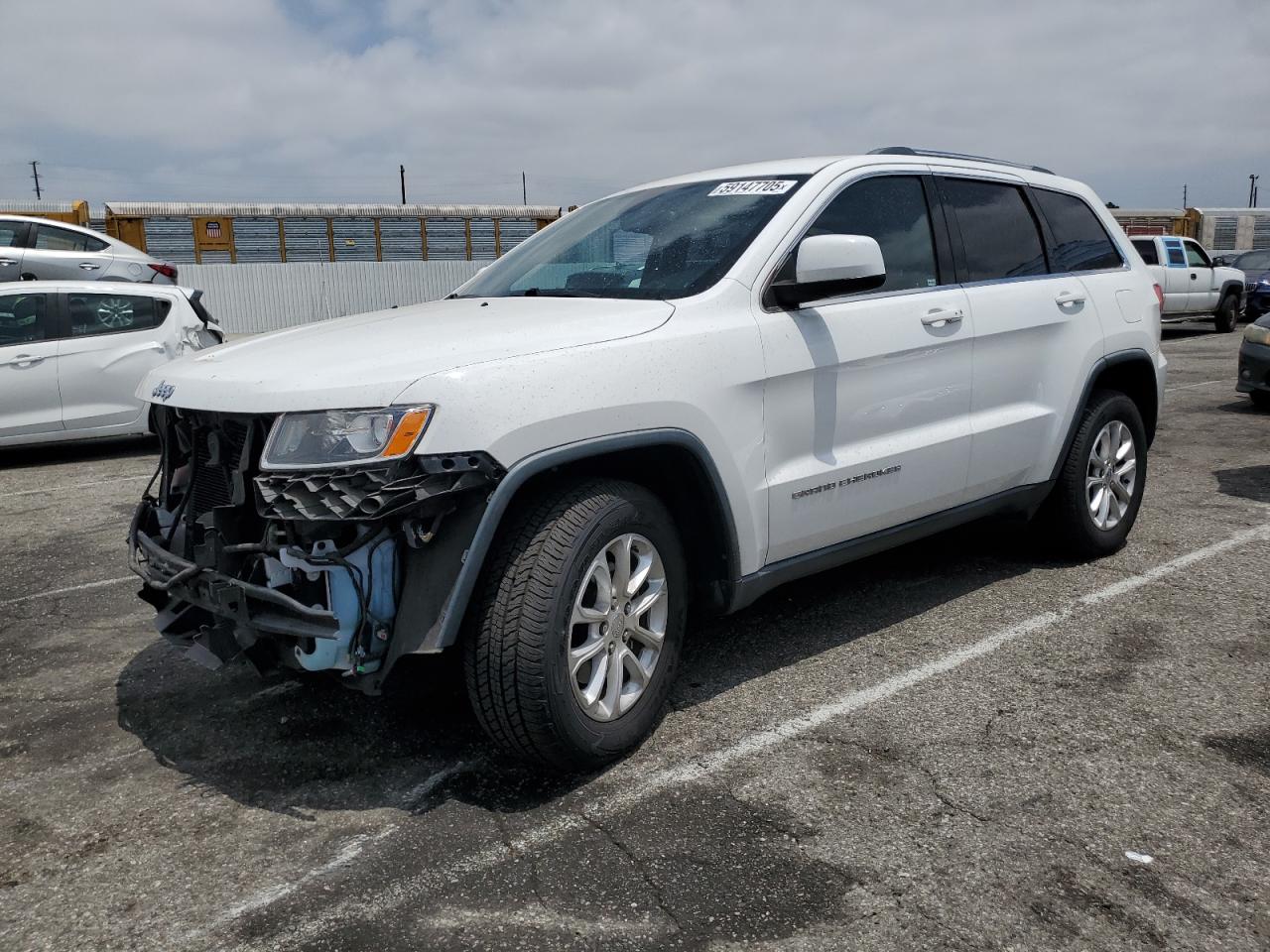 Van Nuys, CA에서 판매 중인 2015 Jeep Grand Cherokee Laredo - Front End