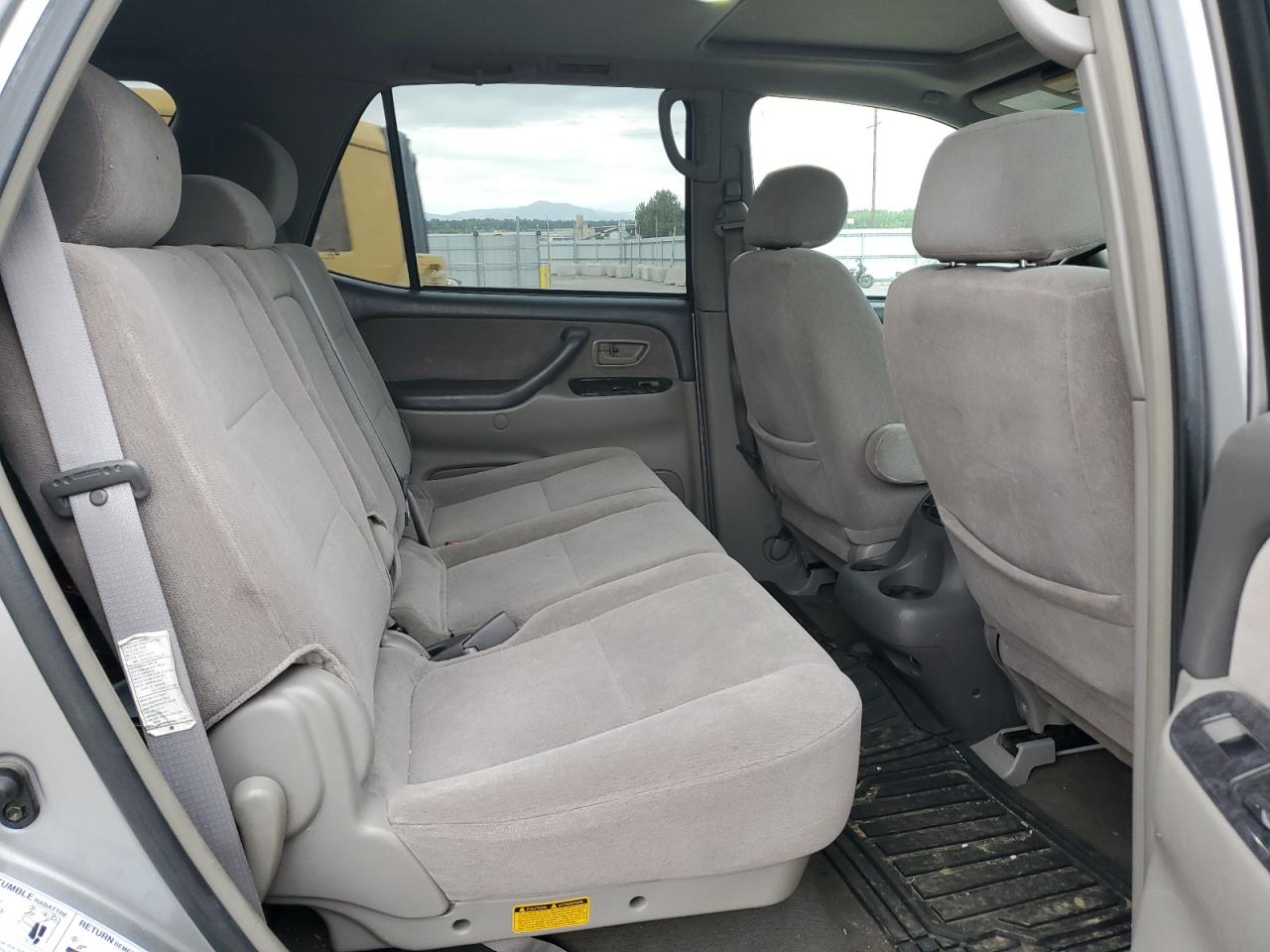2004 Toyota Sequoia Sr5 VIN: 5TDBT44A24S206790 Lot: 61223365