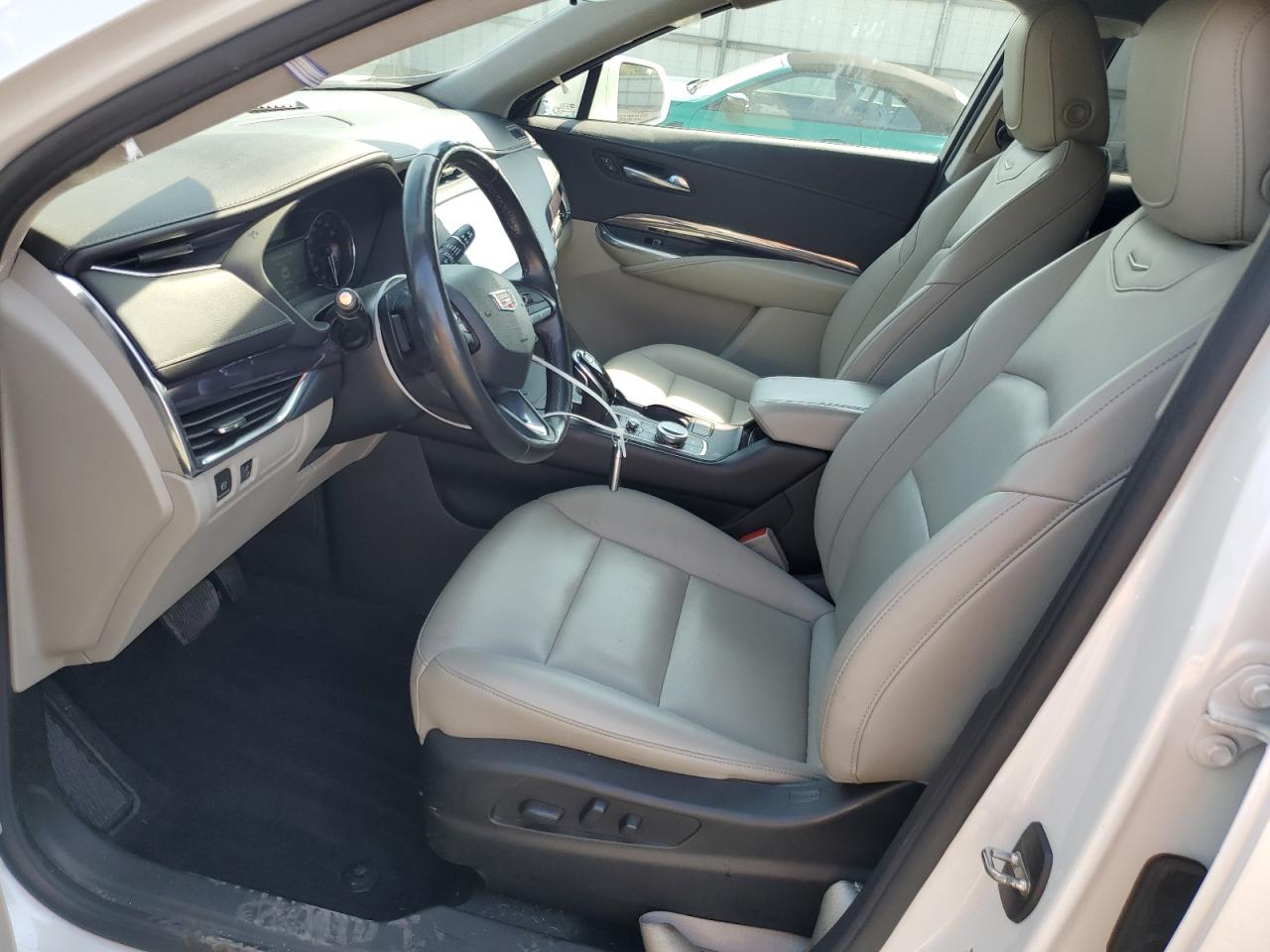 2021 Cadillac Xt4 Luxury VIN: 1GYFZBR42MF015954 Lot: 60369375