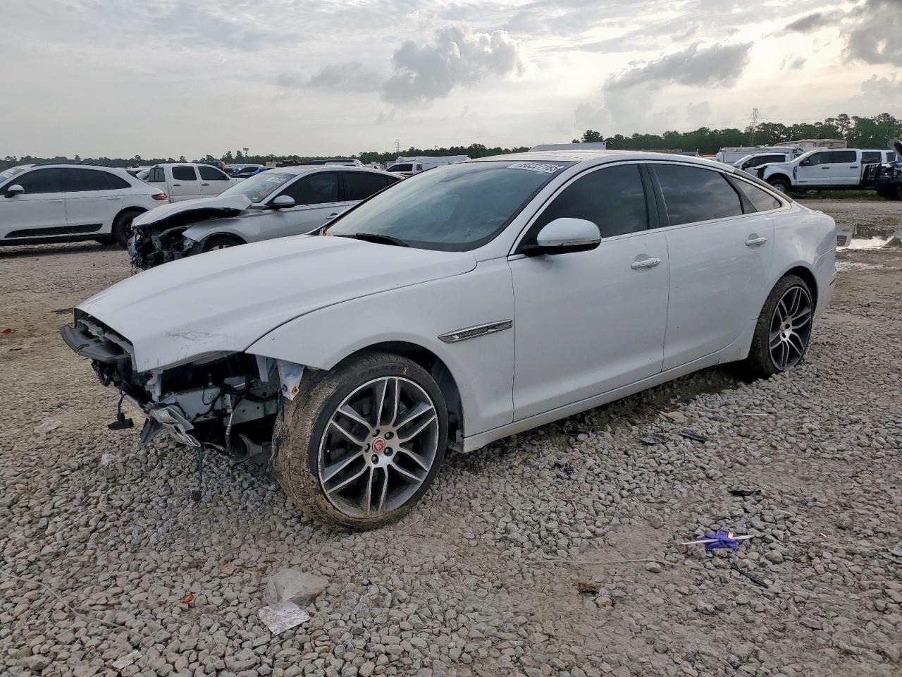 2015 Jaguar Xjl Portfolio