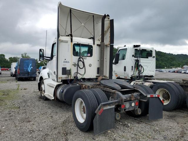 2014 KENWORTH T680 SEMI TRUCK