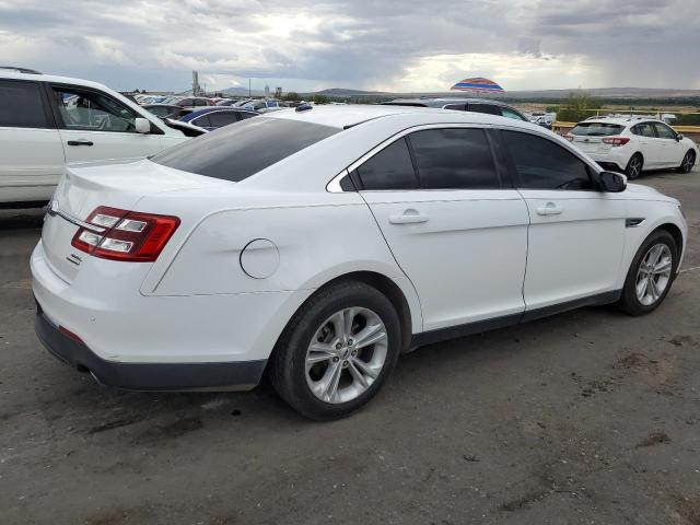 Sedans FORD TAURUS 2016 White