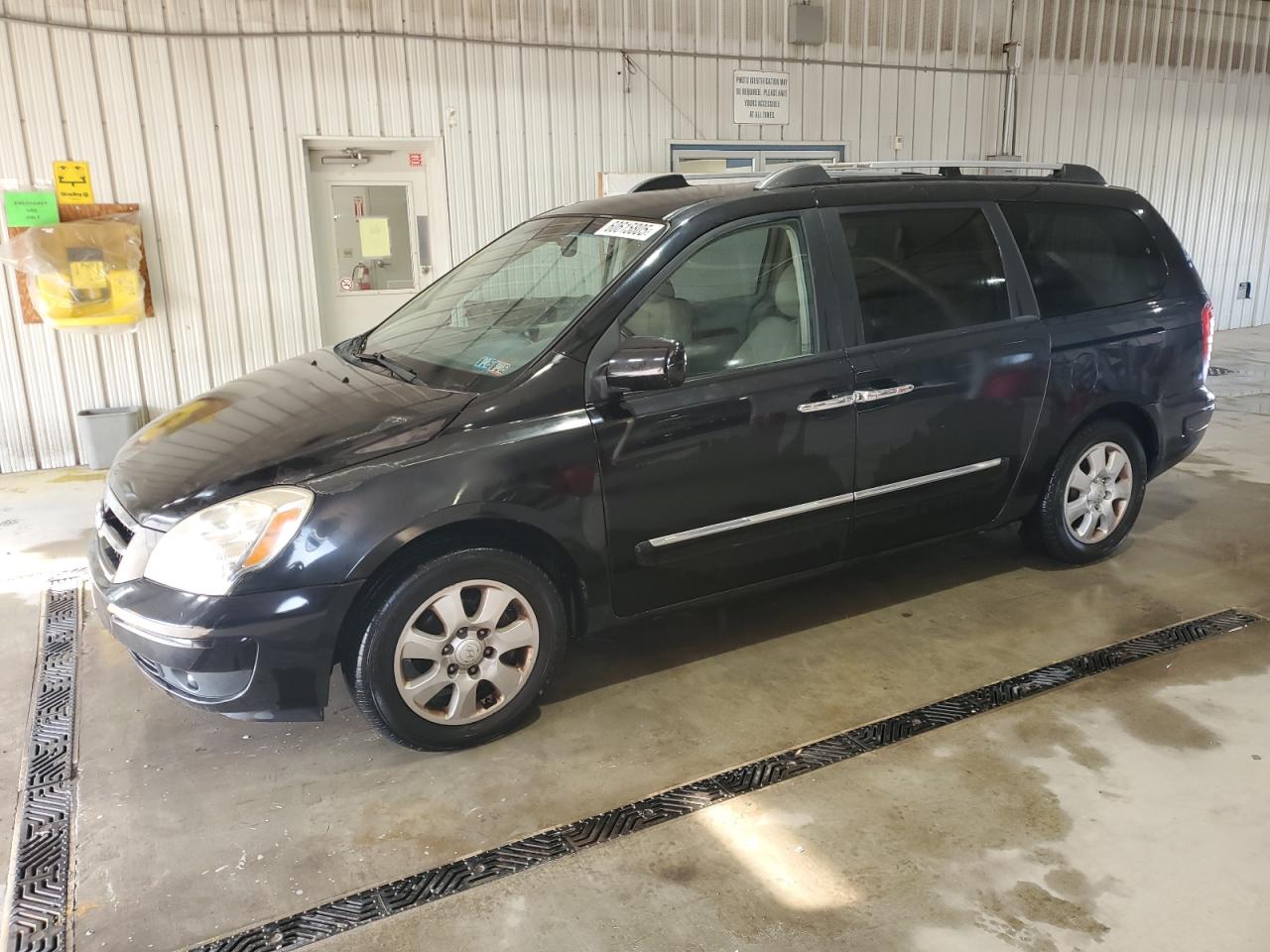 2007 Hyundai Entourage Gls