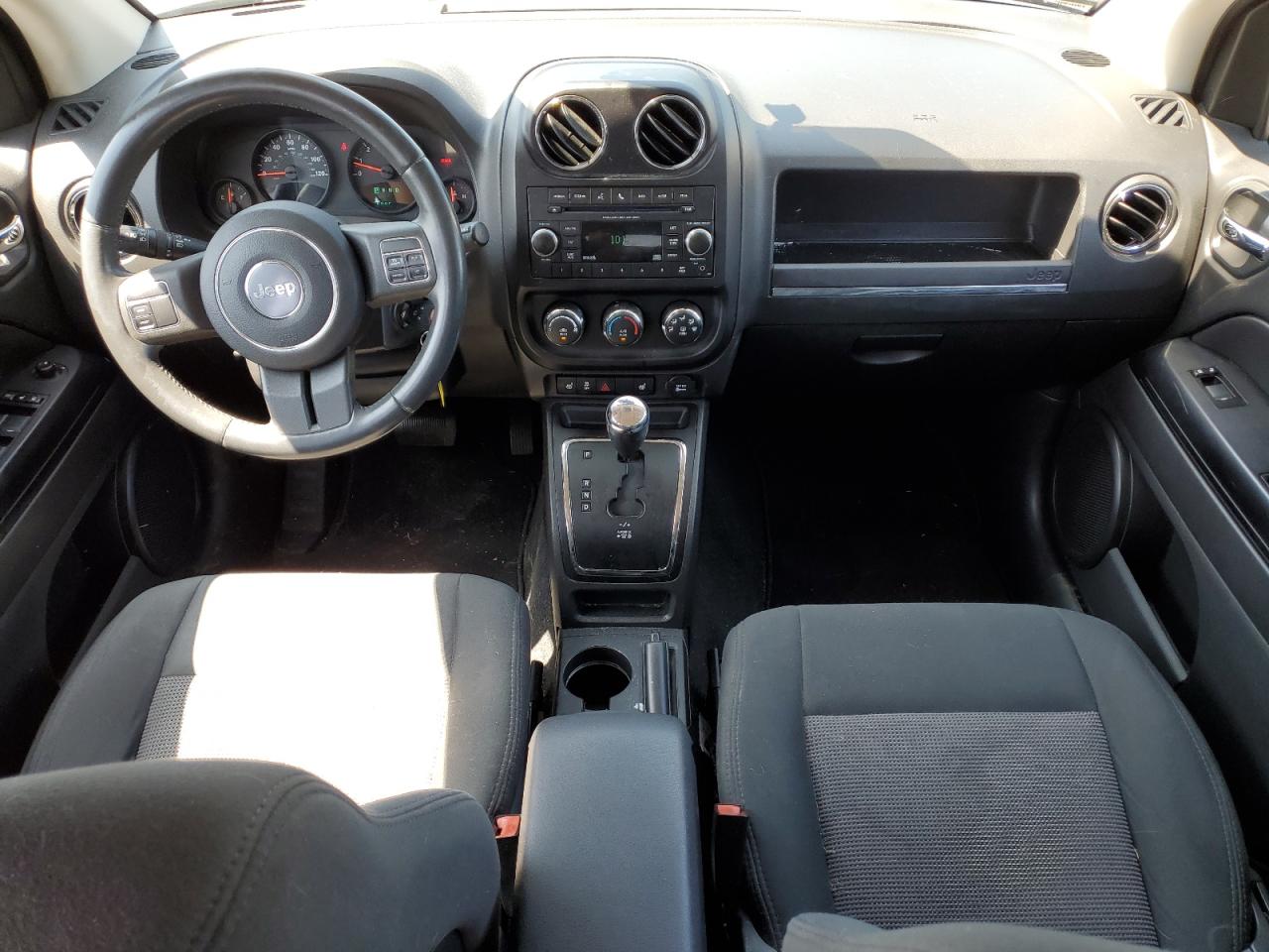 2012 Jeep Compass Latitude VIN: 1C4NJCEB8CD601152 Lot: 61804365