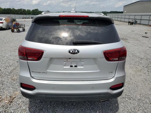  KIA SORENTO 2019 Srebrny