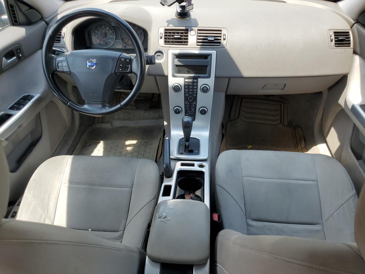 2011 Volvo S40 T5 VIN: YV1672MS5B2541821 Lot: 62100795
