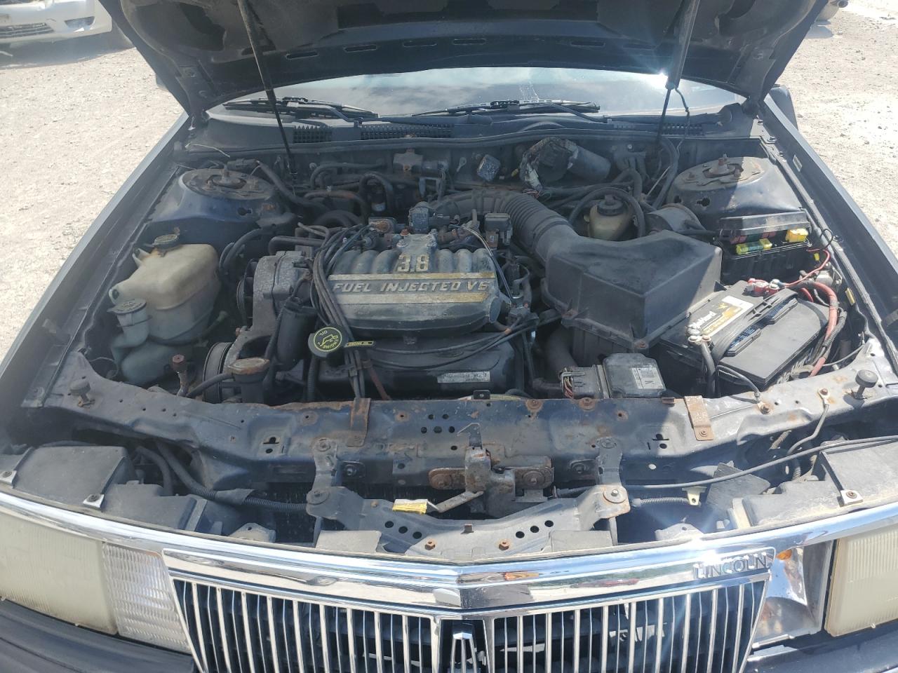 1990 Lincoln Continental Signature VIN: 1LNLM984XLY700400 Lot: 61182525