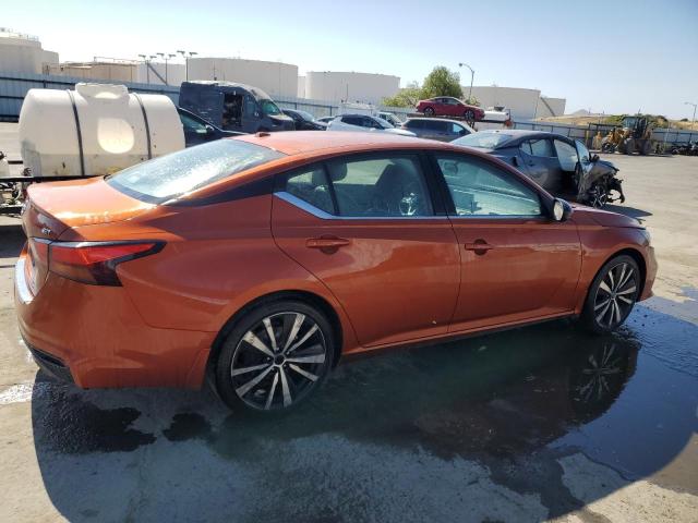  NISSAN ALTIMA 2021 Pomarańczowy