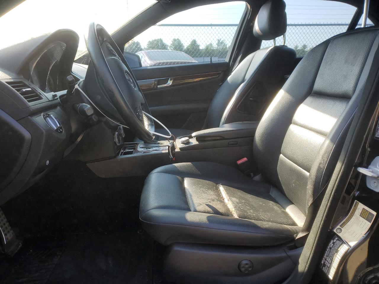 MERCEDES-BENZ C-CLASS 2010 VIN WDDGF8BB6AF488594 zdjęcie 7