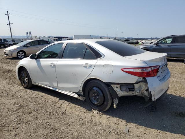  TOYOTA CAMRY 2017 Biały