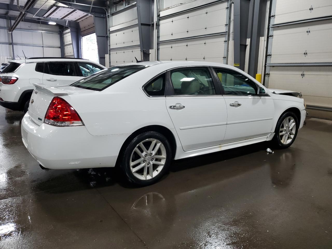 CHEVROLET IMPALA 2012 VIN 2G1WC5E36C1332186 zdjęcie 3