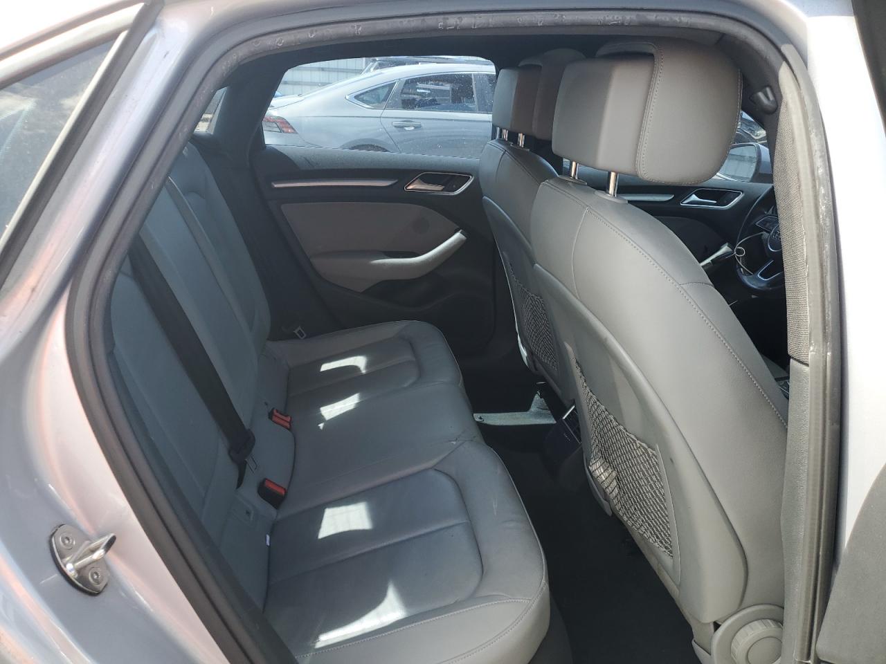 2017 Audi A3 Premium VIN: WAUAUGFF0H1025660 Lot: 61281525