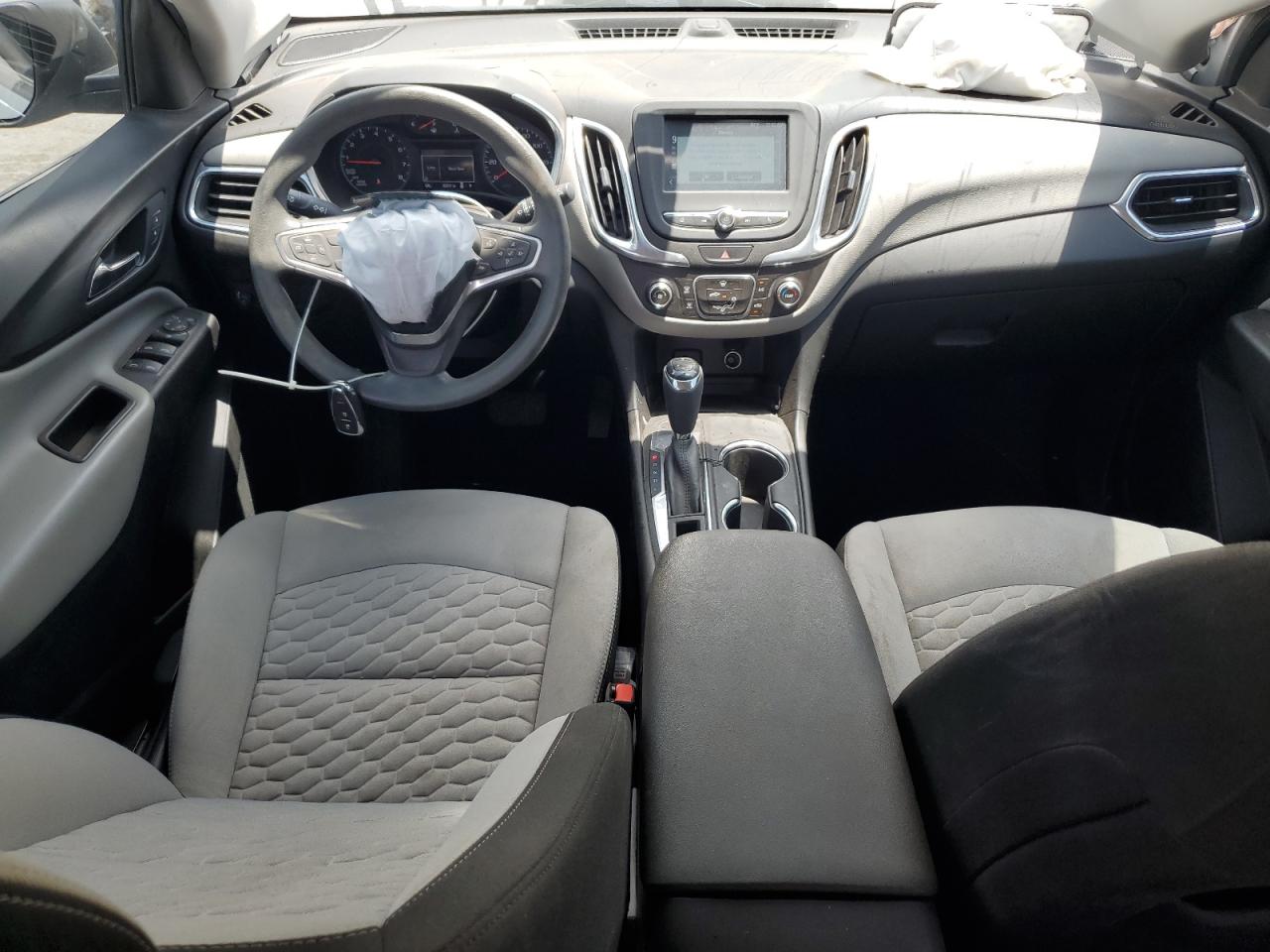 CHEVROLET EQUINOX 2018 VIN 2GNAXHEV7J6275061 фото 8