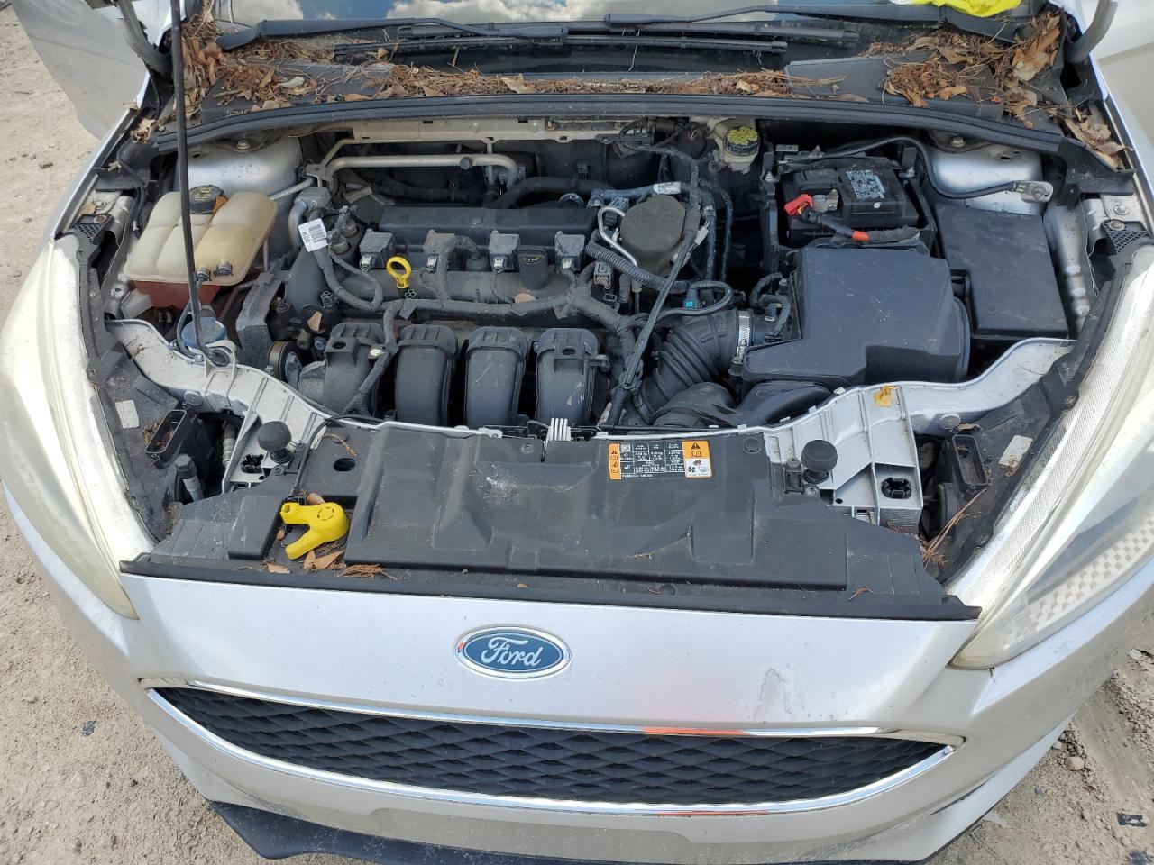 2016 Ford Focus Se VIN: 1FADP3K20GL213963 Lot: 62890395