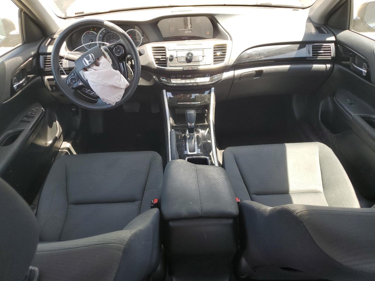 1HGCR2F31HA103600 HONDA ACCORD 2017