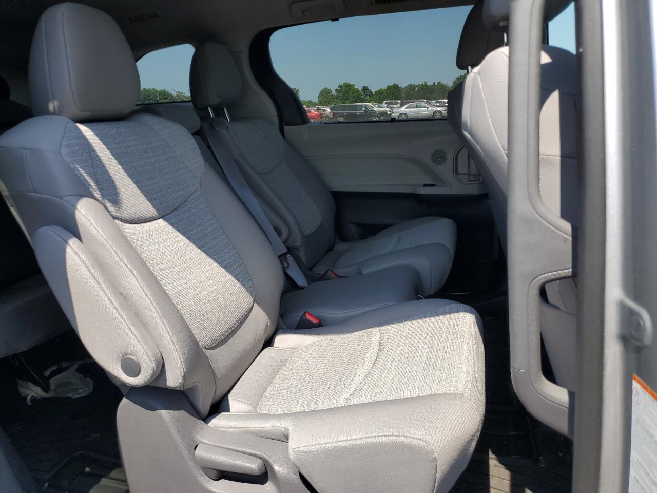 2021 Toyota Sienna Le VIN: 5TDBRKEC1MS052723 Lot: 61897285