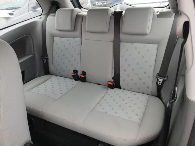 2003 FORD FIESTA FIN