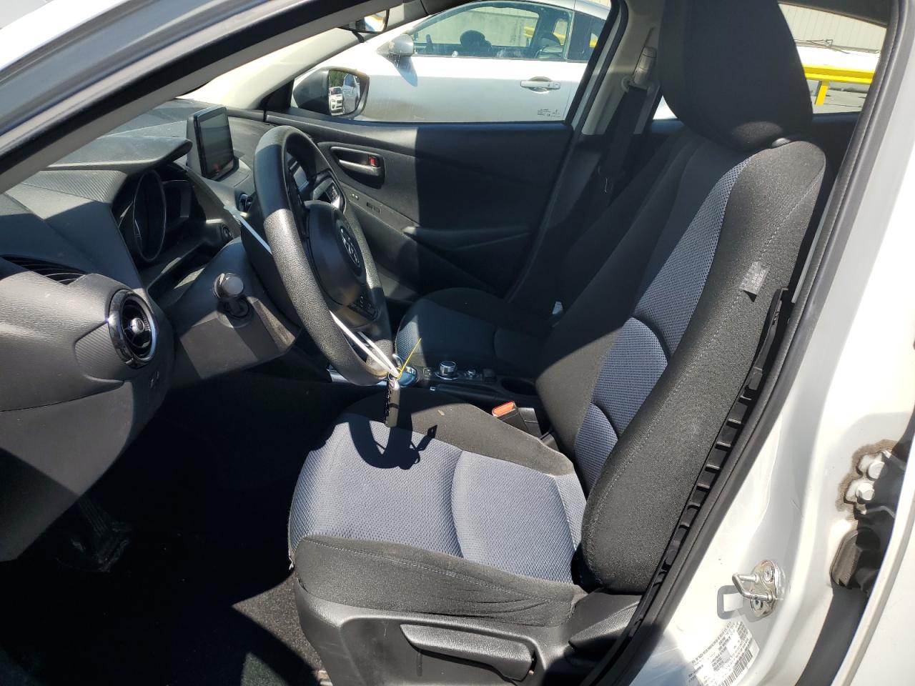 2019 Toyota Yaris L VIN: 3MYDLBYV5KY523612 Lot: 62820305