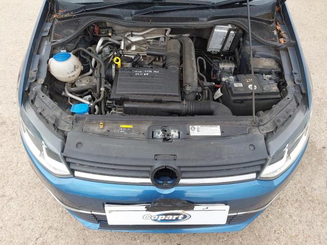2015 VOLKSWAGEN POLO SE TS