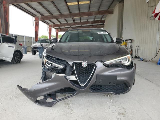  ALFA ROMEO STELVIO 2018 Szary