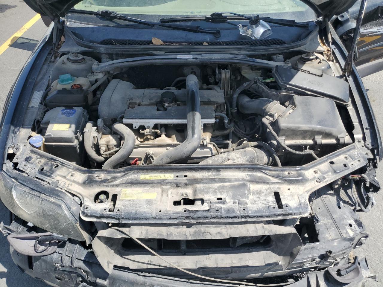 2002 Volvo V70 Xc VIN: YV1SZ58D521053397 Lot: 62514095