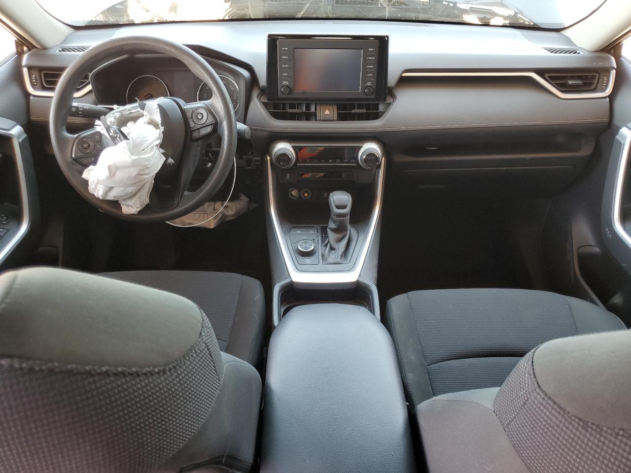 2019 Toyota Rav4 Le VIN: JTMLWRFV9KD042648 Lot: 63061855