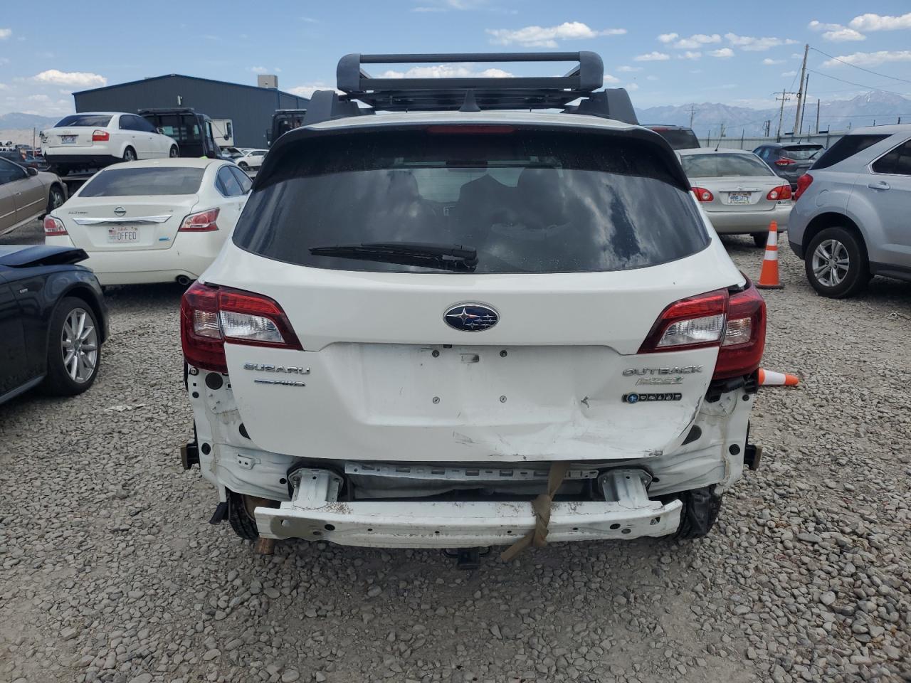 SUBARU OUTBACK 2017 VIN 4S4BSACC5H3406294 фото 6