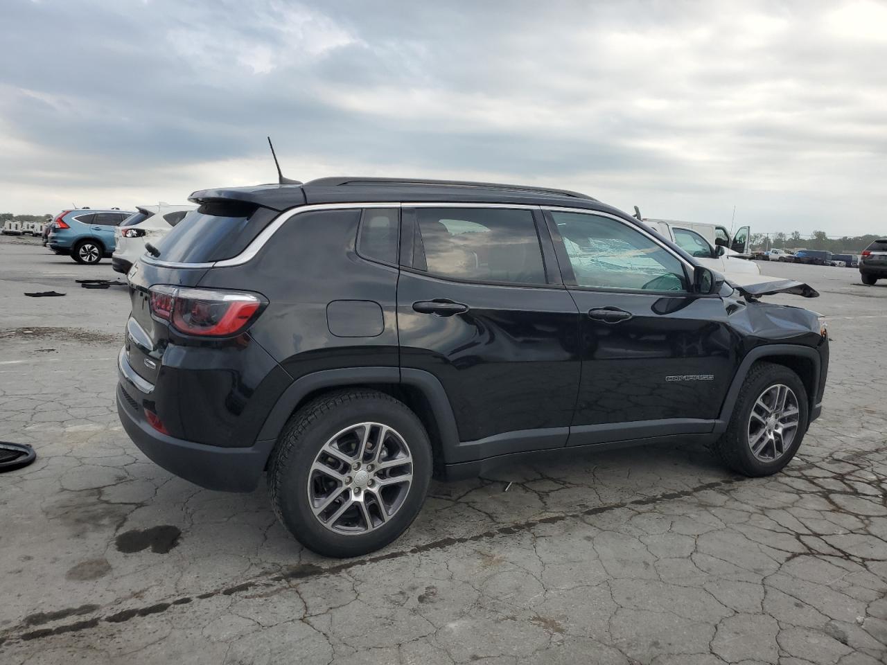 JEEP COMPASS 2020 VIN 3C4NJCBBXLT257063 zdjęcie 3