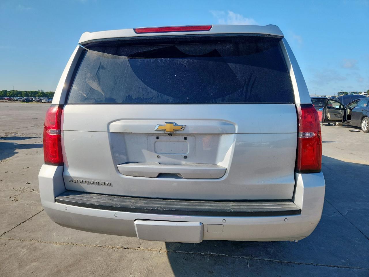 2016 Chevrolet Suburban K1500 Lt VIN: 1GNSKHKC7GR348593 Lot: 62258245