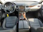 2016 Volkswagen Touareg Tdi იყიდება North Billerica-ში, MA - Side