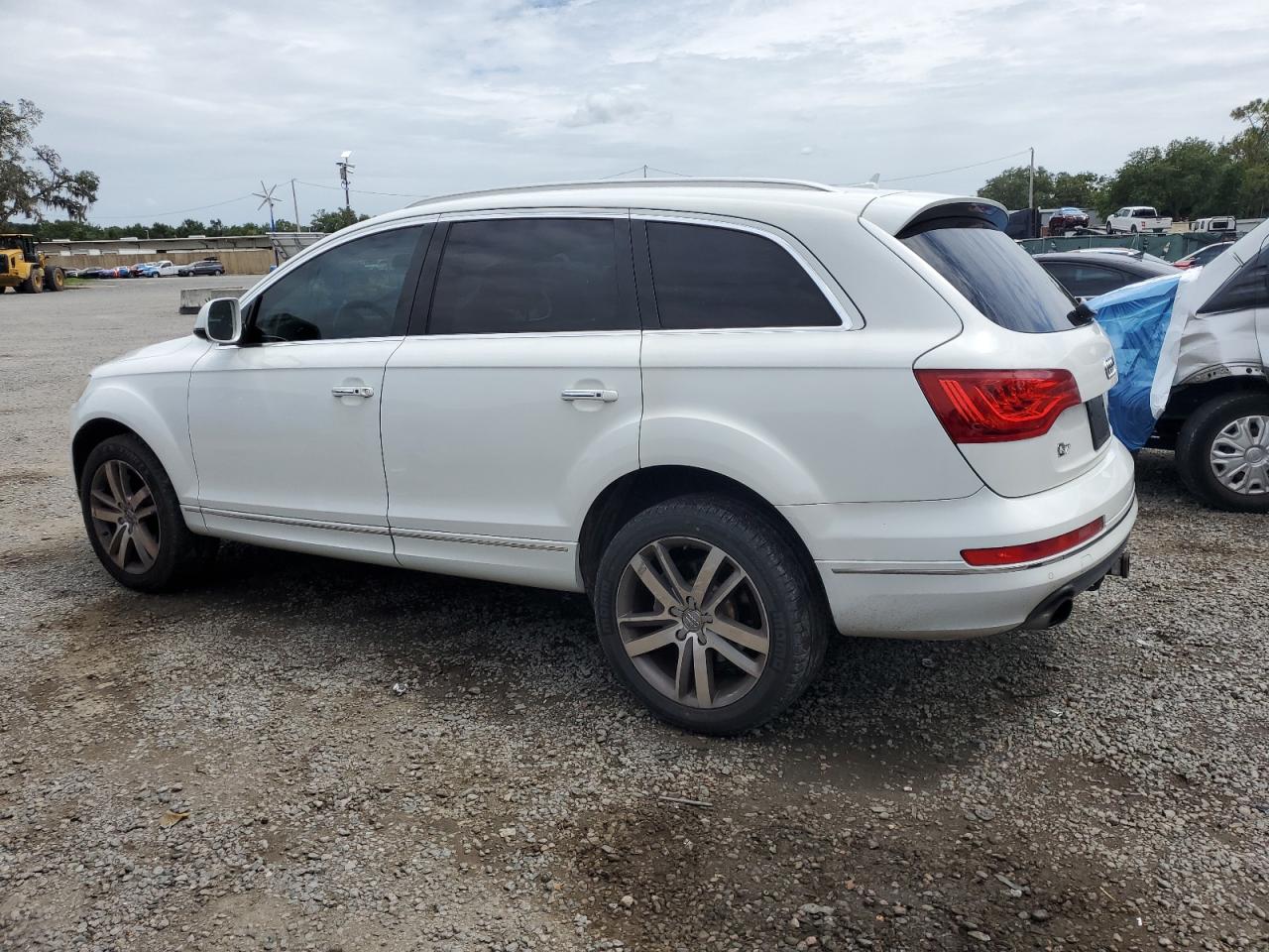 2015 Audi Q7 Tdi Premium Plus VIN: WA1LMAFE4FD032083 Lot: 63038765