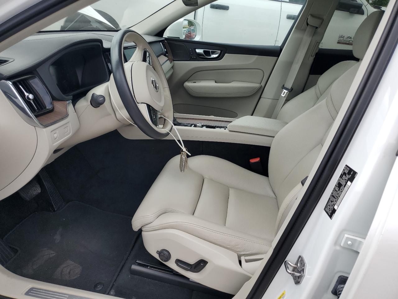 2019 Volvo Xc60 T5 Inscription VIN: LYV102RL9KB193171 Lot: 62114695
