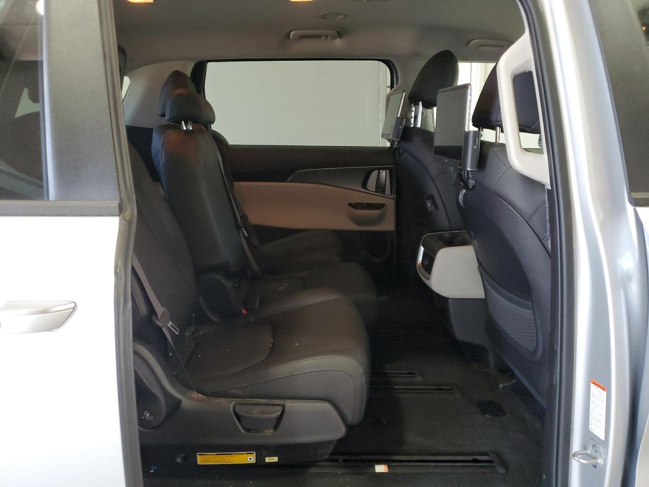 2023 Kia Carnival Lx VIN: KNDNB4H38P6211556 Lot: 62156605