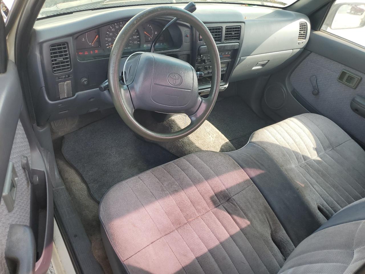 1997 Toyota Tacoma VIN: 4TANL42N1VZ245224 Lot: 62217295