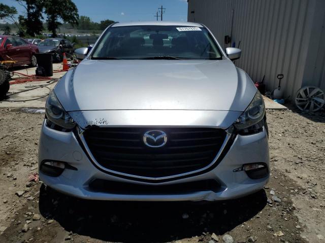  MAZDA 3 2017 Серебристый