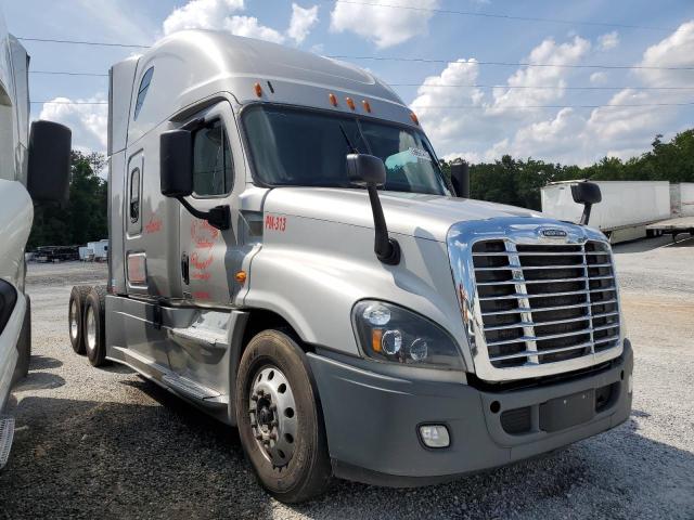 2017 Freightliner Cascadia 125 Semi Truck