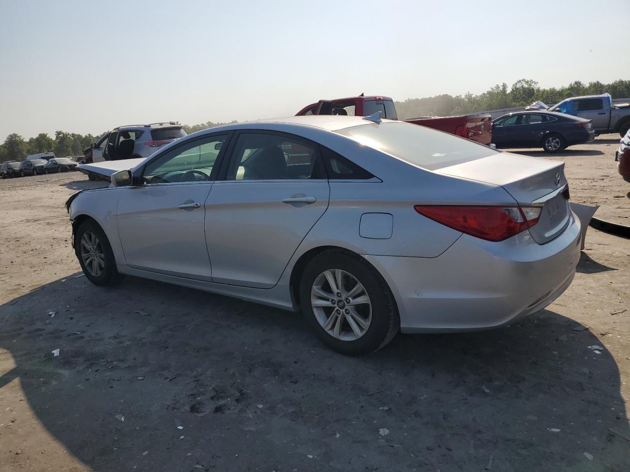 HYUNDAI SONATA 2011 VIN 5NPEB4AC3BH136791 фото 2