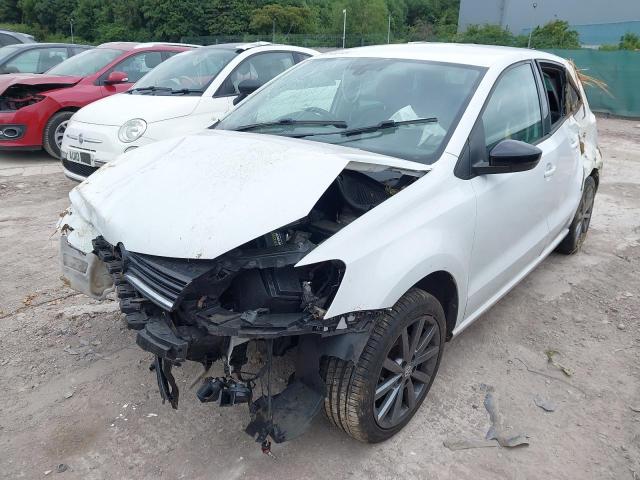 VOLKSWAGEN POLO SE DE 2015