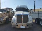 2016 Kenworth T680 Semi Truck for Sale in Phoenix, AZ - Minor Dent/Scratches