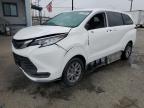 2022 Toyota Sienna Le for Sale in Los Angeles, CA - Front End