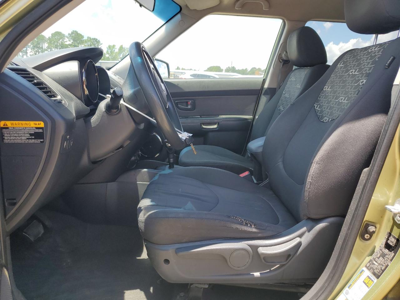 2010 Kia Soul + VIN: KNDJT2A25A7124068 Lot: 61466525