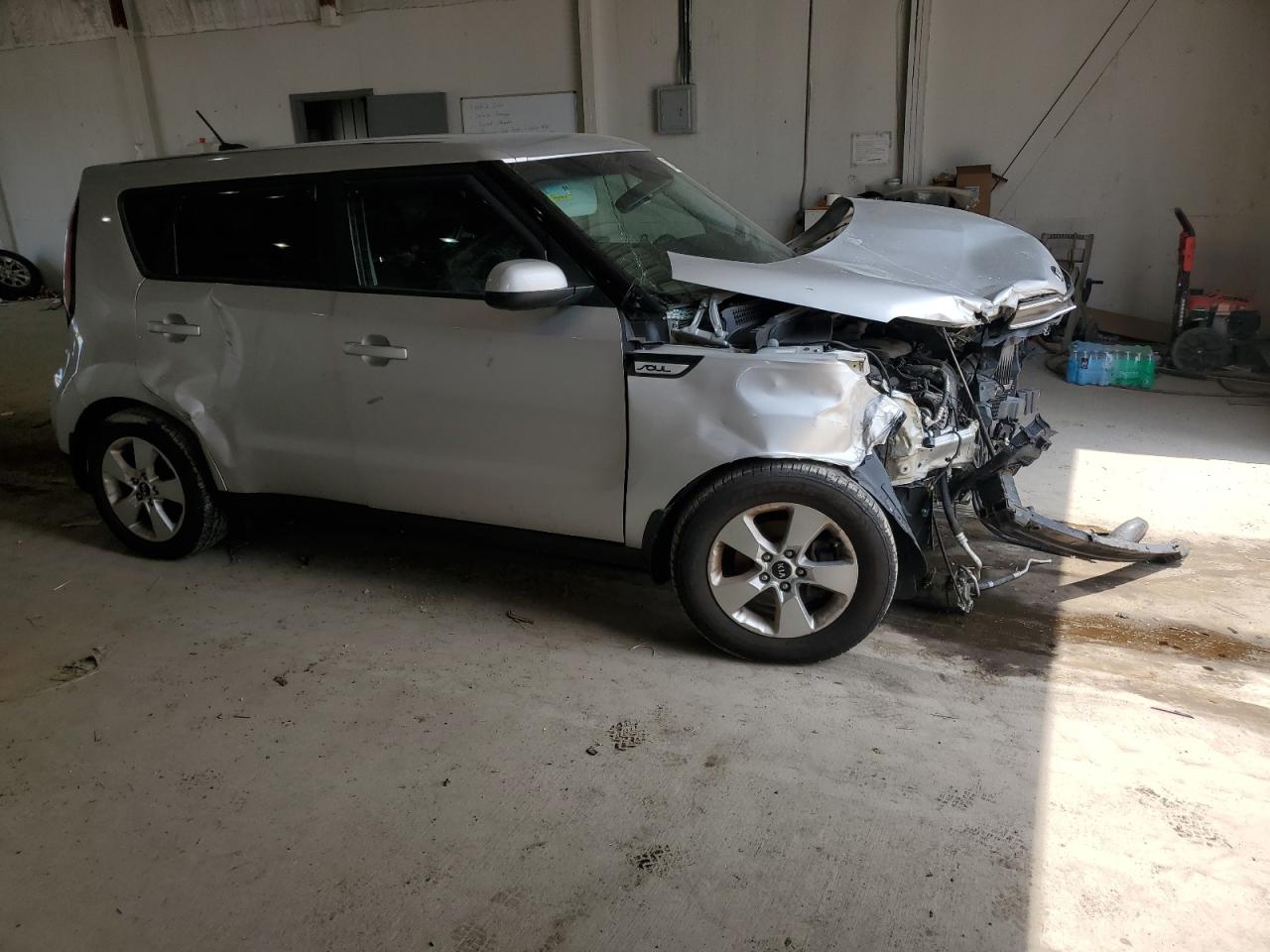 KIA SOUL 2019 VIN KNDJN2A22K7014087 zdjęcie 4