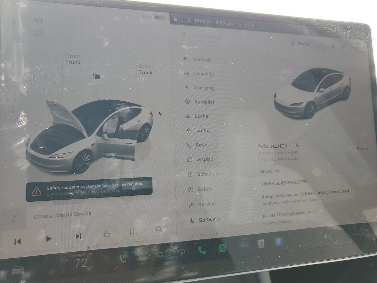 2024 Tesla Model 3 VIN: 5YJ3E1EB3RF827780 Lot: 62900525