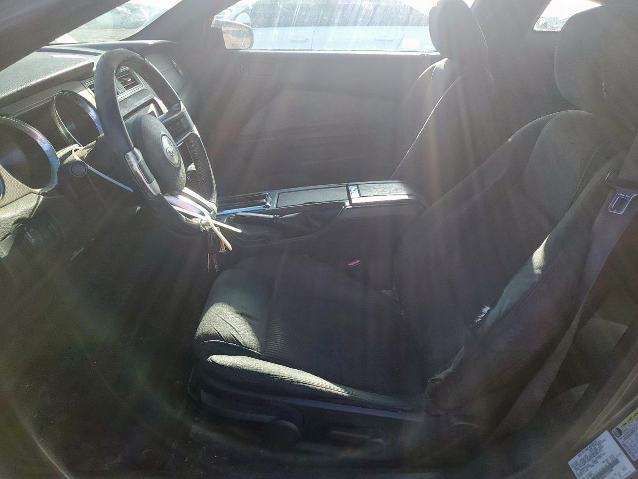 FORD ALL Models 2010 VIN 1ZVBP8AN5A5147994 zdjęcie 7
