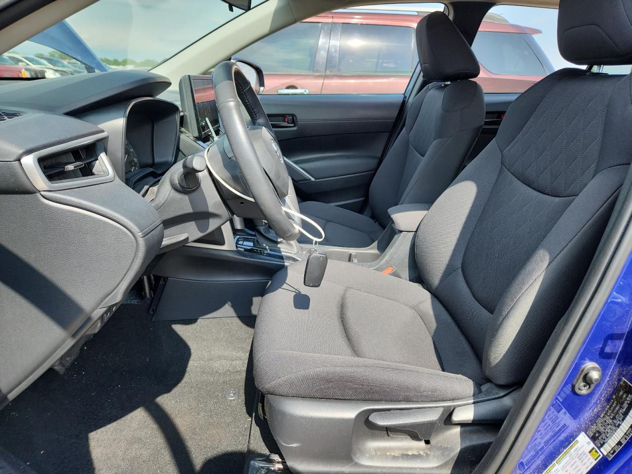 2024 Toyota Corolla Cross Le VIN: 7MUBAABG3RV097555 Lot: 61325445